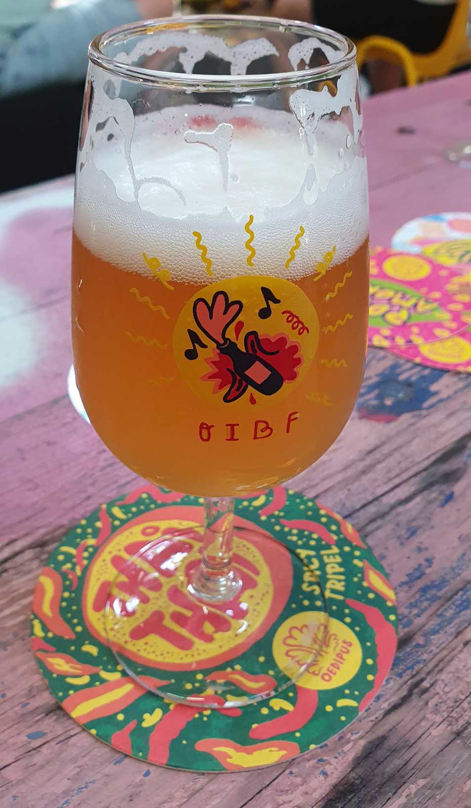 Oedipus Thai Thai i ølfestival-glass