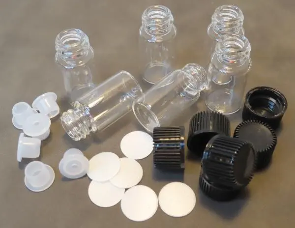 glassflasker på 3ml med kork, pakning og dråpeteller
